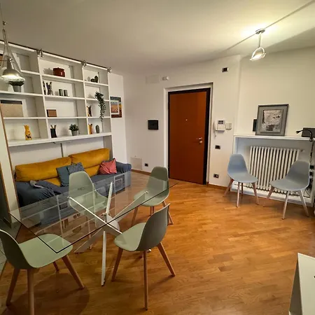 Caseospitali - Happy Family, Luminoso Trilocale Zona Leopolda Ottimo X4 Appartement